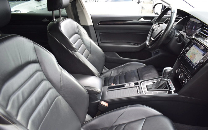 Volkswagen Arteon cena 124900 przebieg: 107200, rok produkcji 2018 z Dobrzyń nad Wisłą małe 742